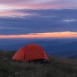 Bivouac et micro-aventure : comment passer une nuit en pleine nature en toute sécurité