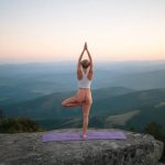 Yoga en pleine nature : allier bien-être et aventure en extérieur