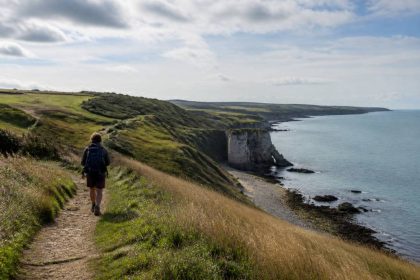 Gr 2 itinéraire, étapes et conseils pour réussir votre randonnée sur le littoral normand